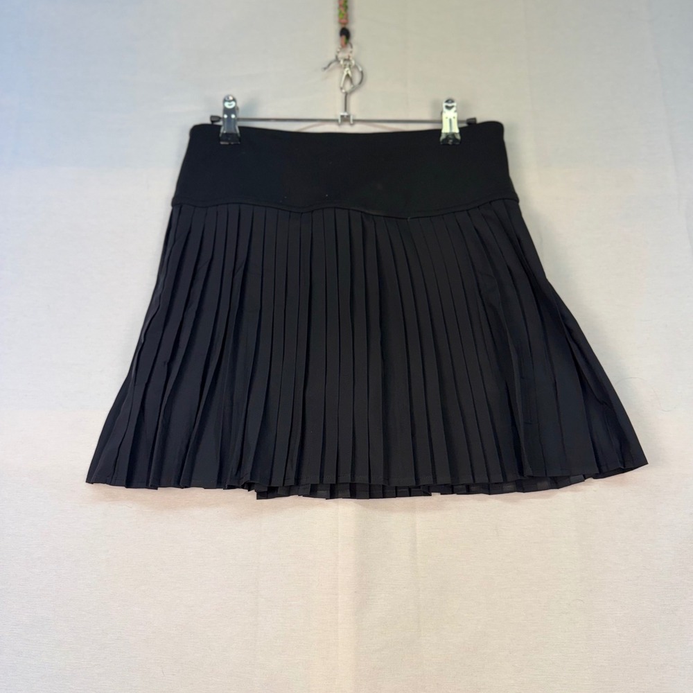 Fabletics Black Pleated Tennis Skort Athletic Skirt SI2458944-0001-17040 Mens M
